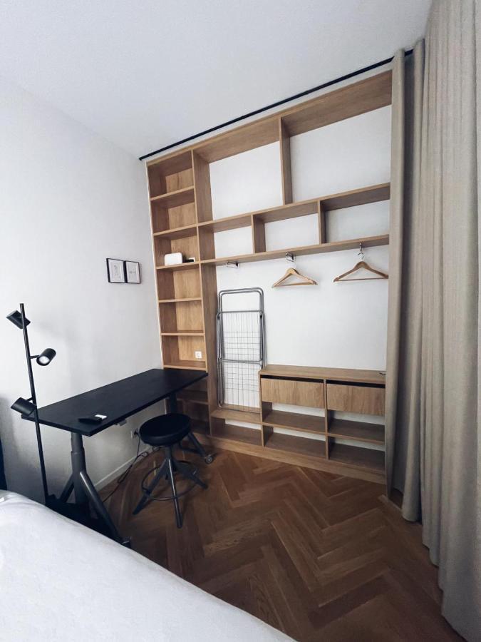 Lovely Studio Apartment In The Heart Of Рига Экстерьер фото